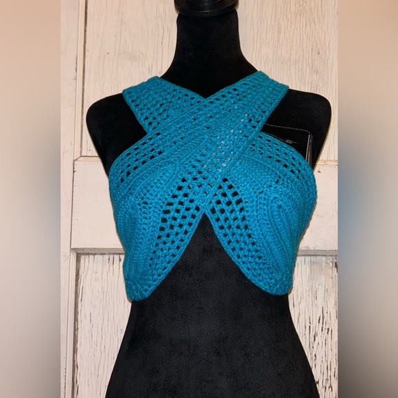 🦋Turquoise Cross Front Crochet Knit Bralet-NWT🦋 - Picture 2 of 5